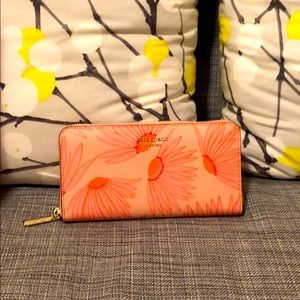 Kate Spade, Spencer Falling Flower wallet